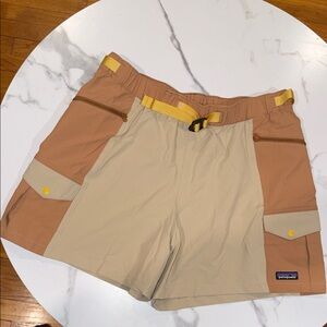 Patagonia Men's Cargo Shorts - Tan and Brown